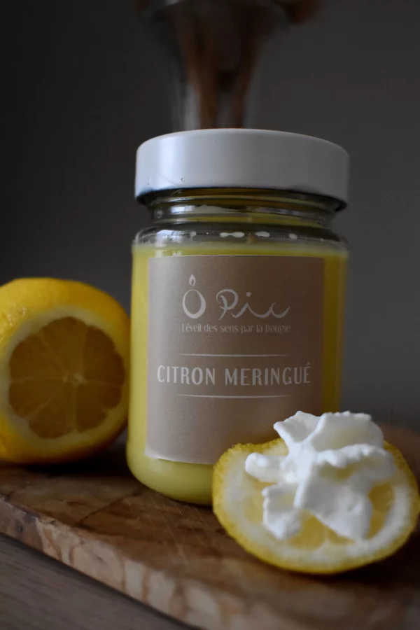 Bougie jaune senteur Citron Meringué de la marque Ôpic