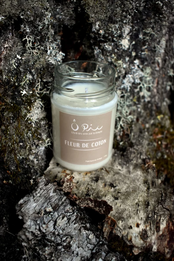 Bougie senteur Fleur de coton de la marque Ôpic