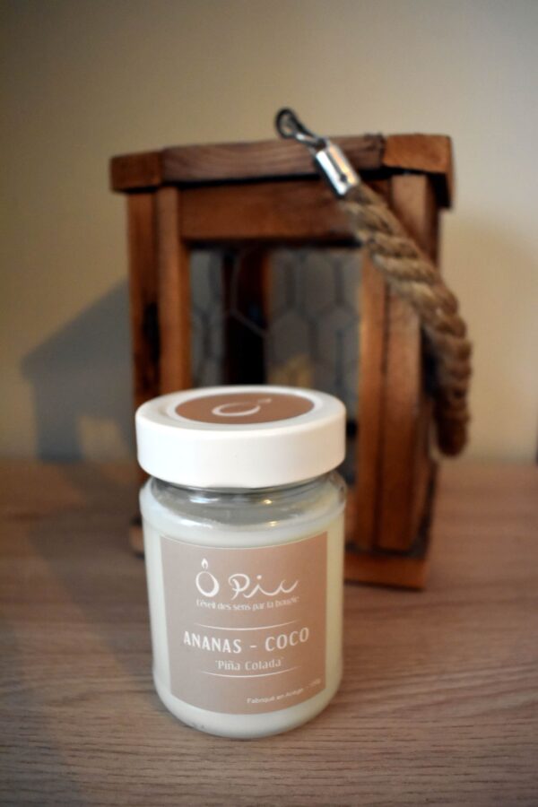 Bougie senteur Piña Colada (Ananas-Coco) de la marque Ôpic